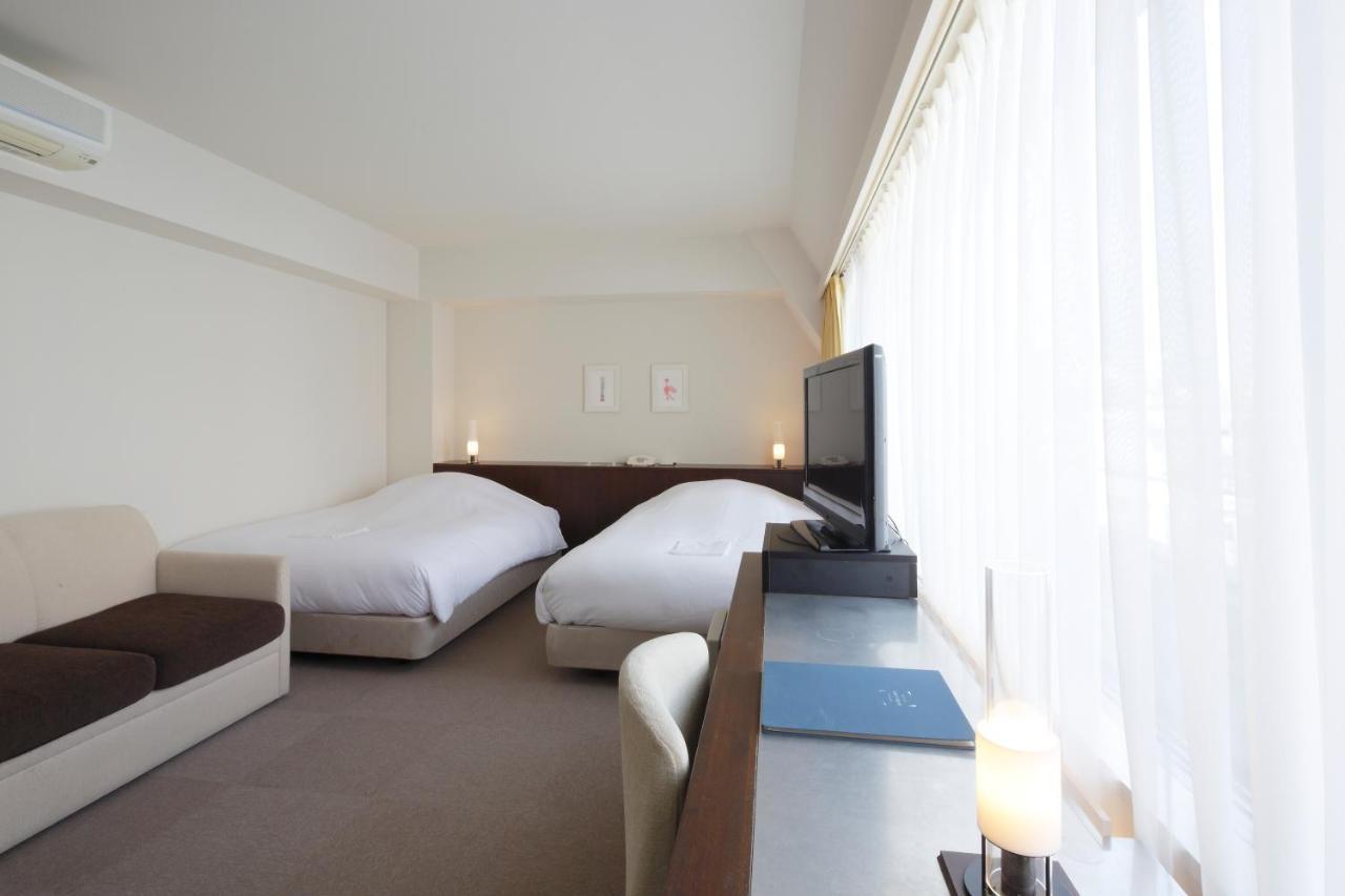 Hotel Garden Square Shizuoka Bagian luar foto